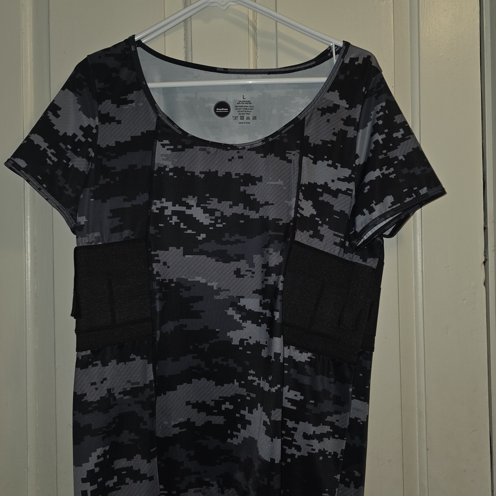 Women's Camouflage Print Top